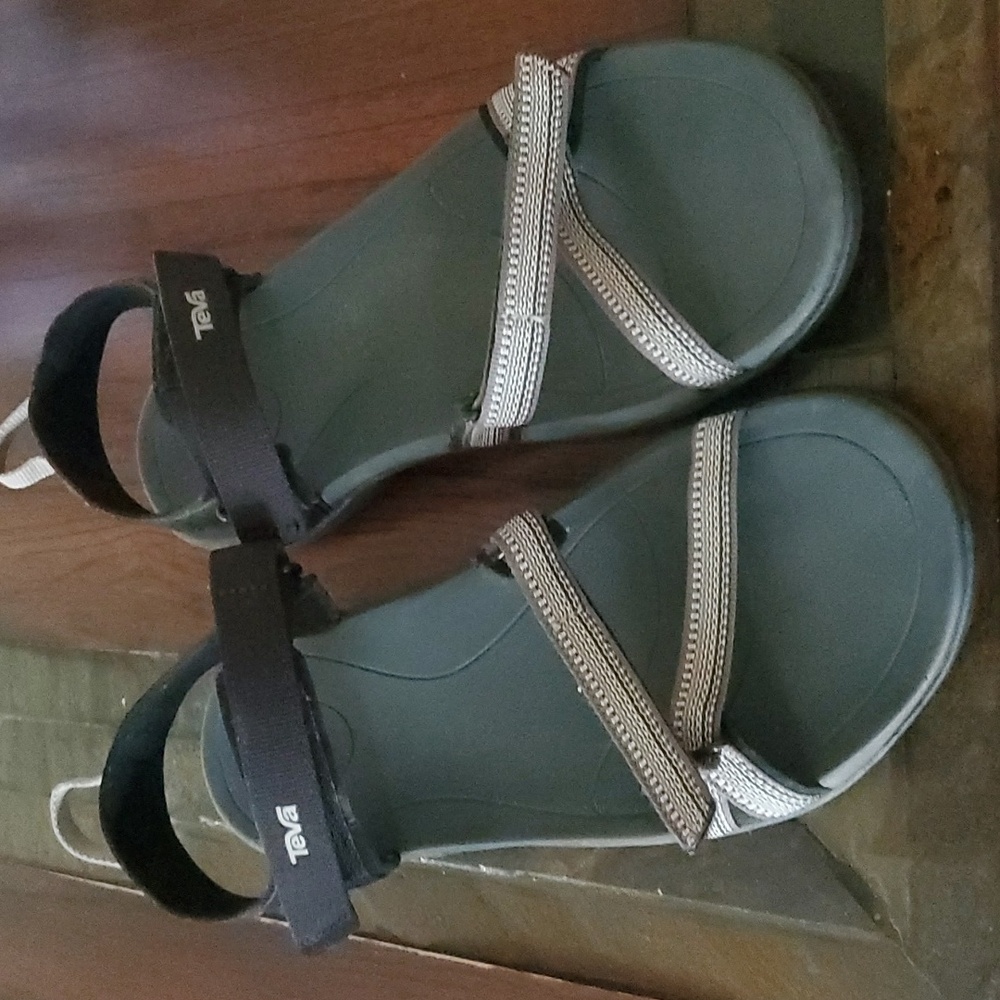 Teva Verra Sandals size 10